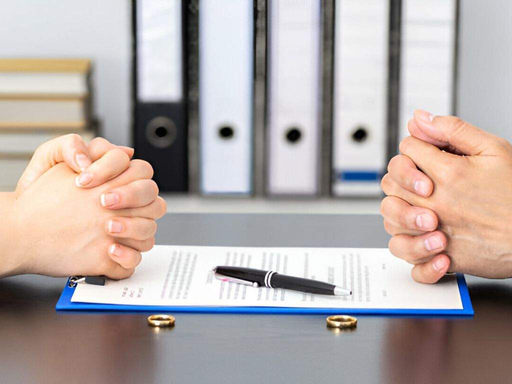 What Happens to Your Personal Injury Settlement If You Get Divorced?